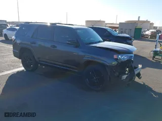 2020 Toyota 4Runner SR5 with VIN JTEBU5JR3L5789920, listed as a IAAI auction lot 41189528 with 44,125 mi miles. Bid and sale history available at carsss.com. Image 1.
