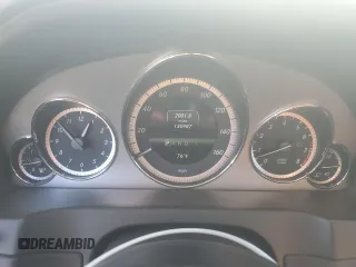 2013 Mercedes-Benz E 550 z VIN WDDKJ7DB7DF203289, wystawiony jako Copart lot #86887974 z przebiegiem 130 987 mil mil oraz Szkoda całkowita • Salvage title. Historia ofert i sprzedaży dostępna na DreamBid. Obrazek 9.