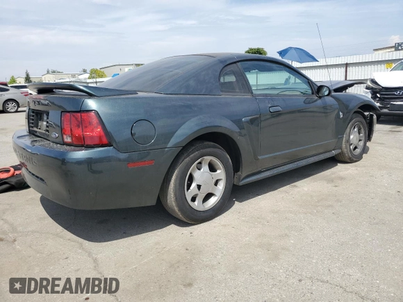 1999 Ford Mustang z VIN 1FAFP4041XF140264, wystawiony jako Copart lot #54801555 z przebiegiem 156 514 mil mil oraz Szkoda całkowita • Salvage title. Historia ofert i sprzedaży dostępna na DreamBid. Obrazek 3.