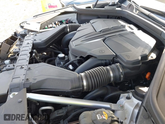2024 Genesis GV80 z VIN KMUHCESC6RU160904, wystawiony jako IAAI lot #40675389 z przebiegiem 6 984 mil mil oraz . Historia ofert i sprzedaży dostępna na DreamBid. Obrazek 10.