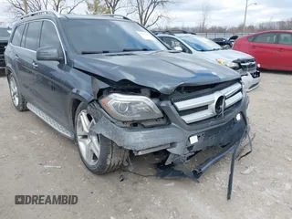 2015 Mercedes-Benz GL-Class GL 550 with VIN 4JGDF7DE0FA444489, listed as a IAAI auction lot 41716467 with 117,452 mi miles. Bid and sale history available at carsss.com. Image 6.