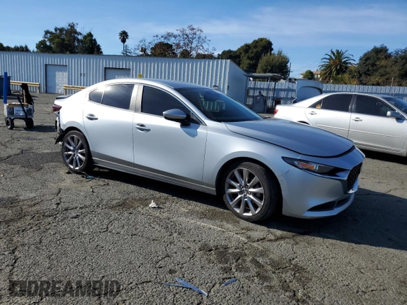 2019 Mazda 3 w/Select Pkg with VIN 3MZBPAAL8KM109600, listed as a Copart auction lot 84187424 with 62,914 mi miles and Salvage Title. Bid and sale history available at carsss.com. Image 4.