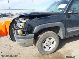 2004 Chevrolet Silverado 1500 Z71 with VIN 2GCEK19T041237634, listed as a IAAI auction lot 41316553 with 259,569 mi miles. Bid and sale history available at carsss.com. Image 6.