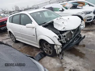 2006 Pontiac Vibe with VIN 5Y2SL65866Z462925, listed as a IAAI auction lot 41283786 with 239,977 mi miles. Bid and sale history available at carsss.com. Image 1.