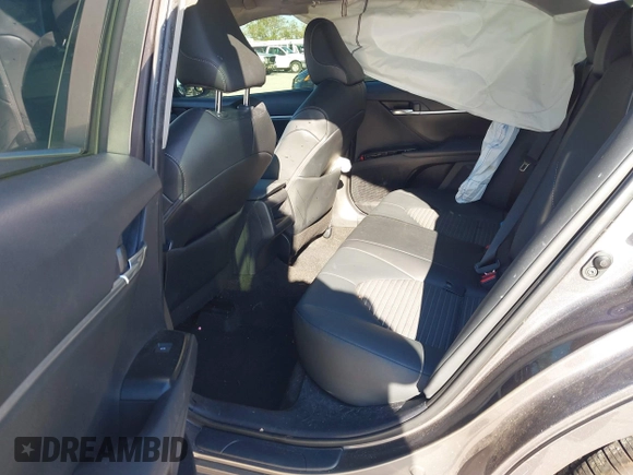 2020 Toyota Camry SE z VIN 4T1G11AK2LU392182, wystawiony jako IAAI lot #41667278 z przebiegiem 41 506 mil mil oraz . Historia ofert i sprzedaży dostępna na DreamBid. Obrazek 8.