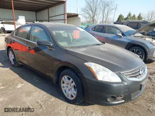 2010 Nissan Altima 2.5 S with VIN 1N4AL2AP7AN413367, listed as a IAAI auction lot 41757091 with 130,130 mi miles. Bid and sale history available at carsss.com. Image 1.