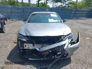 2022 Lexus ES 300h with VIN 58ADA1C13NU017386, listed as a IAAI auction lot 42381143 with 53,045 mi miles and . Bid and sale history available at DreamBid. Image 12.