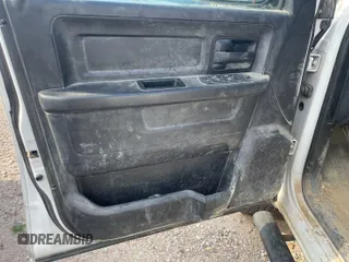 2015 Ram 2500 Tradesman с VIN 3C6TR4CT1FG526603, выставлен на аукционе IAAI как лот 42636639 с пробегом 231 461 миль миль и . История ставок и продаж доступна на DreamBid. Изображение 1.