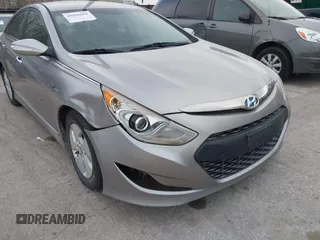 2012 Hyundai Sonata Hybrid with VIN KMHEC4A44CA031963, listed as a IAAI auction lot 41836969 with 251,112 mi miles and . Bid and sale history available at DreamBid. Image 6.