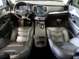 2016 Volvo XC90 Momentum with VIN YV4102XK2G1081799, listed as a Copart auction lot 85867184 with 92,638 mi miles and Clean Title. Bid and sale history available at carsss.com. Image 8.