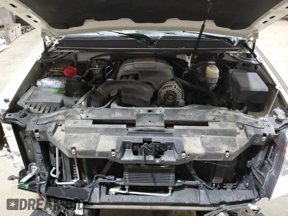 2010 Cadillac Escalade Premium with VIN 1GYUKCEF2AR146420, listed as a Copart auction lot 48102685 with 121,229 mi miles and Clean title. Bid and sale history available at DreamBid. Image 12.