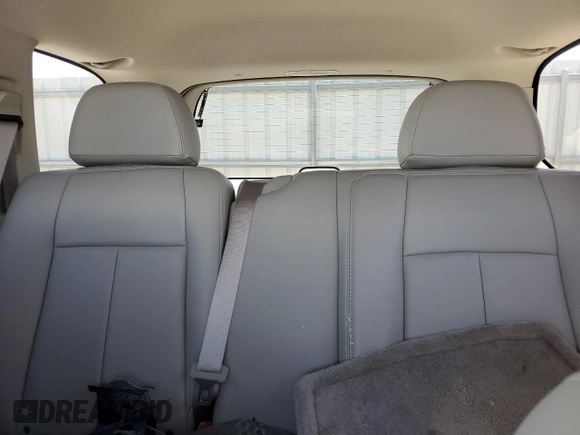 2007 GMC Envoy Denali z VIN 1GKET63M072101556, wystawiony jako Copart lot #57820235 z przebiegiem Nie podano mil oraz Szkoda całkowita • Salvage title. Historia ofert i sprzedaży dostępna na DreamBid. Obrazek 10.