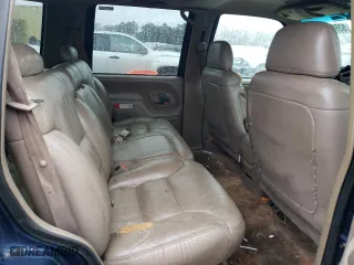 1999 Chevrolet Tahoe with VIN 1GNEC13R3XJ325377, listed as a Copart auction lot 83991974 with 257,816 mi miles and Salvage Title. Bid and sale history available at carsss.com. Image 11.