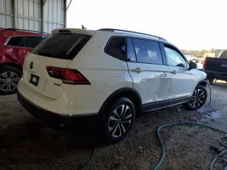 2024 Volkswagen Tiguan S with VIN 3VVFB7AX7RM046672, listed as a Copart auction lot 86002274 with 15,211 mi miles and Salvage Title. Bid and sale history available at carsss.com. Image 3.