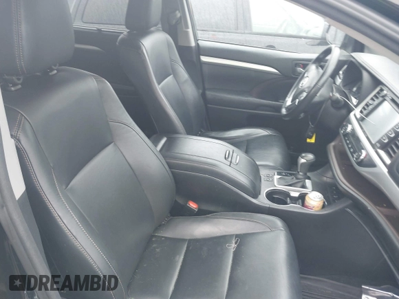 2018 Toyota Highlander SE with VIN 5TDJZRFH3JS543823, listed as a IAAI auction lot 42491705 with 110,801 mi miles and . Bid and sale history available at DreamBid. Image 5.