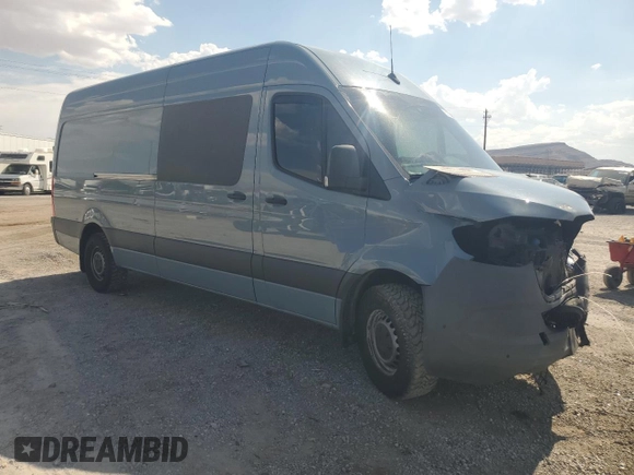 2020 Mercedes-Benz Sprinter Cargo with VIN W1W4ECHY4LT037686, listed as a Copart auction lot 63272734 with 180,277 mi miles and Salvage Title. Bid and sale history available at carsss.com. Image 4.