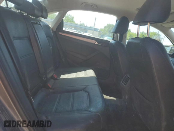2015 Volkswagen Passat SE with VIN 1VWBV7A39FC052341, listed as a Copart auction lot 55691835 with 203,621 mi miles and Salvage title. Bid and sale history available at DreamBid. Image 10.
