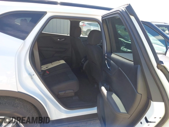2021 Chevrolet Blazer LT z VIN 3GNKBCRS7MS538791, wystawiony jako IAAI lot #42217259 z przebiegiem 27 367 mil mil oraz . Historia ofert i sprzedaży dostępna na DreamBid. Obrazek 8.