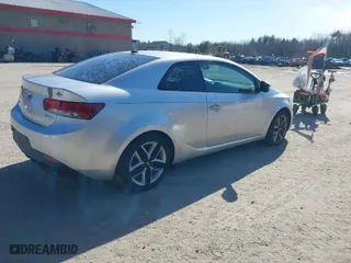 2010 Kia Forte Koup EX with VIN KNAFU6A29A5132726, listed as a IAAI auction lot 42015833 with 156,000 mi miles. Bid and sale history available at carsss.com. Image 4.