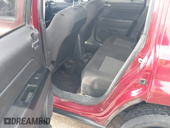 2015 Jeep Patriot Sport with VIN 1C4NJPBB3FD361332, listed as a IAAI auction lot 41691132 with Not Provided miles. Bid and sale history available at carsss.com. Image 8.