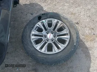 2021 GMC Sierra 1500 Denali z VIN 3GTU9FETXMG382438, wystawiony jako IAAI lot #41880365 z przebiegiem 54 651 mil mil oraz . Historia ofert i sprzedaży dostępna na DreamBid. Obrazek 18.