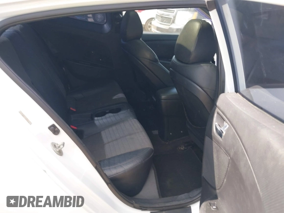 2014 Hyundai Veloster with VIN KMHTC6AD1EU217707, listed as a IAAI auction lot 41718176 with 191,306 mi miles. Bid and sale history available at carsss.com. Image 8.