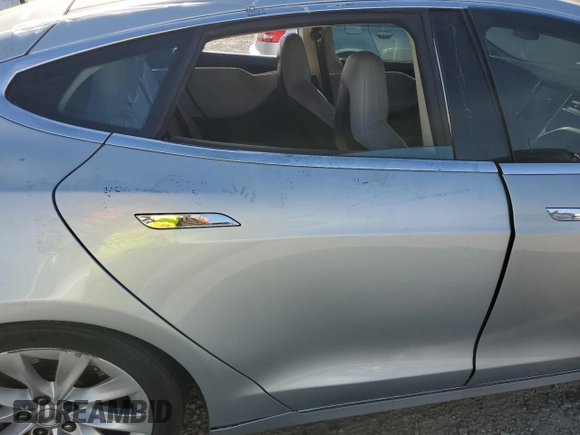 2016 Tesla Model S 90D с VIN 5YJSA1E27GF150737, выставлен на аукционе Copart как лот 53814915 с пробегом Не указан миль и Списание • Salvage title. История ставок и продаж доступна на DreamBid. Изображение 10.