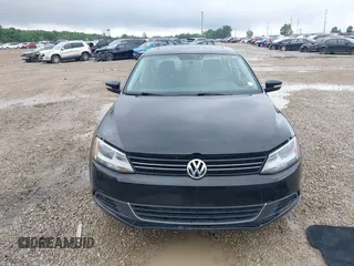 2013 Volkswagen Jetta SE with VIN 3VWDX7AJ1DM352551, listed as a IAAI auction lot 42473476 with 95,612 mi miles and . Bid and sale history available at DreamBid. Image 12.