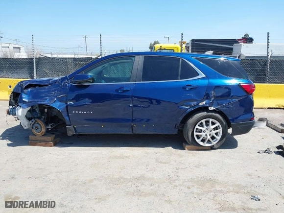 2022 Chevrolet Equinox LT with VIN 2GNAXKEV1N6131220, listed as a IAAI auction lot 41726514 with 60,462 mi miles. Bid and sale history available at carsss.com. Image 14.