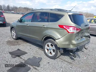 2013 Ford Escape SE с VIN 1FMCU9GXXDUC09846, выставлен на аукционе IAAI как лот 41925442 с пробегом 124 597 миль миль и . История ставок и продаж доступна на DreamBid. Изображение 3.