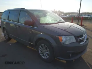 2019 Dodge Grand Caravan SXT with VIN 2C4RDGCG0KR633684, listed as a IAAI auction lot 41460470 with 101,801 mi miles. Bid and sale history available at carsss.com. Image 1.