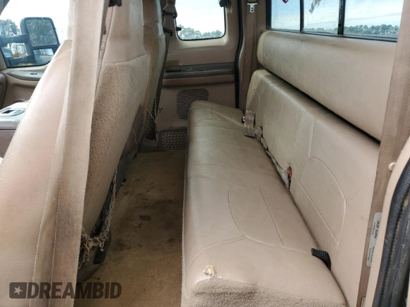 1999 Ford Super Duty F-250 XL with VIN 1FTNX20FXXEA40858, listed as a Copart auction lot 50202775 with 368,464 mi miles and Salvage Title. Bid and sale history available at carsss.com. Image 11.