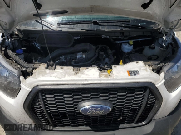 2024 Ford Transit Cargo z VIN 1FTBR2X8XRKA11725, wystawiony jako Copart lot #57682345 z przebiegiem 53 975 mil mil oraz Czysty tytuł • Clean title. Historia ofert i sprzedaży dostępna na DreamBid. Obrazek 12.