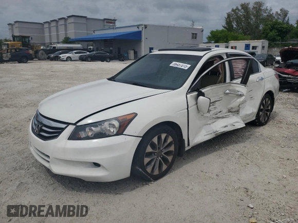 2011 Honda Accord EX-L z VIN 1HGCP3F86BA027595, wystawiony jako Copart lot #56457015 z przebiegiem 167 410 mil mil oraz Szkoda całkowita • Salvage title. Historia ofert i sprzedaży dostępna na DreamBid. Obrazek 1.