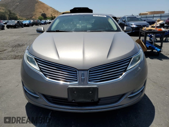 2015 Lincoln MKZ Hybrid z VIN 3LN6L2LU3FR608806, wystawiony jako Copart lot #57187835 z przebiegiem 151 462 mil mil oraz Czysty tytuł • Clean title. Historia ofert i sprzedaży dostępna na DreamBid. Obrazek 5.