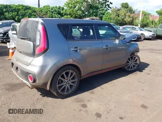 2018 Kia Soul ! with VIN KNDJX3AA5J7561683, listed as a IAAI auction lot 40957017 with 23,217 mi miles. Bid and sale history available at carsss.com. Image 4.