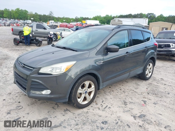 2016 Ford Escape SE with VIN 1FMCU0GX3GUC05279, listed as a IAAI auction lot 42142557 with 87,177 mi miles. Bid and sale history available at carsss.com. Image 2.