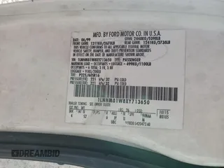 1999 Lincoln Town Car Executive z VIN 1LNHM81W8XY713650, wystawiony jako Copart lot #42335925 z przebiegiem 138 231 mil mil oraz Szkoda całkowita • Salvage title. Historia ofert i sprzedaży dostępna na DreamBid. Obrazek 12.