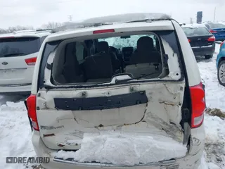 2012 Dodge Grand Caravan SE with VIN 2C4RDGBG2CR419489, listed as a IAAI auction lot 41270114 with 124,869 mi miles. Bid and sale history available at carsss.com. Image 6.