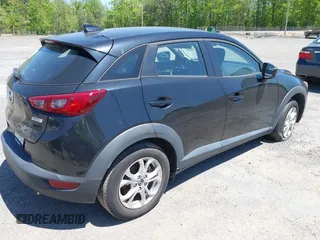 2018 Mazda CX-3 Sport z VIN JM1DKFB73J0314686, wystawiony jako IAAI lot #42132723 z przebiegiem Nie podano mil oraz . Historia ofert i sprzedaży dostępna na DreamBid. Obrazek 4.
