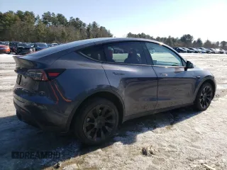 2023 Tesla Model Y Long Range with VIN 7SAYGDEE8PF889879, listed as a Copart auction lot 46115535 with 17,818 mi miles and Salvage Title. Bid and sale history available at DreamBid. Image 3.