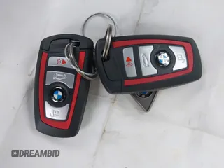 2020 BMW 2 Series 230i xDrive z VIN WBA2J3C02L7E63806, wystawiony jako IAAI lot #42270821 z przebiegiem 28 277 mil mil oraz . Historia ofert i sprzedaży dostępna na DreamBid. Obrazek 11.