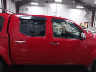 2006 Nissan Frontier SE z VIN 1N6AD07W86C401156, wystawiony jako IAAI lot #41808763 z przebiegiem 200 825 mil mil oraz . Historia ofert i sprzedaży dostępna na DreamBid. Obrazek 13.