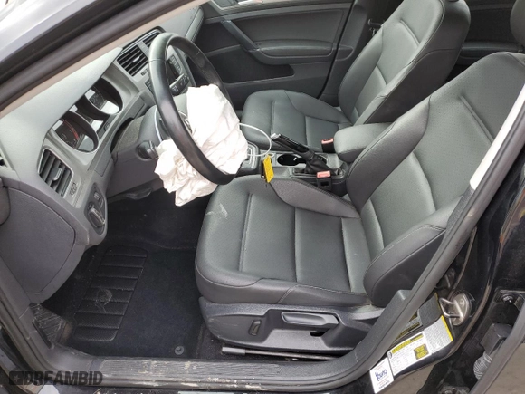 2015 Volkswagen Golf TSI S with VIN 3VW217AU4FM013188, listed as a Copart auction lot 68858522 with 84,252 mi miles. Bid and sale history available at carsss.com. Image 7.