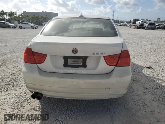 2011 BMW 3 Series 328i with VIN WBAPH7G54BNN06015, listed as a Copart auction lot 45019305 with 0 mi miles and Salvage Title. Bid and sale history available at carsss.com. Image 6.