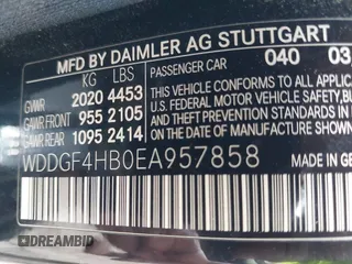 2014 Mercedes-Benz C 250 Sport z VIN WDDGF4HB0EA957858, wystawiony jako IAAI lot #42253090 z przebiegiem 192 097 mil mil oraz . Historia ofert i sprzedaży dostępna na DreamBid. Obrazek 9.