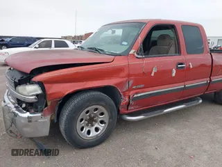 2001 Chevrolet Silverado 1500 LS with VIN 2GCEC19T211306736, listed as a IAAI auction lot 41887724 with 1 mi miles. Bid and sale history available at carsss.com. Image 6.