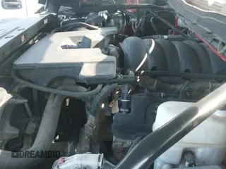 2015 Chevrolet Silverado 1500 LT с VIN 3GCPCREC6FG476402, выставлен на аукционе IAAI как лот 42954307 с пробегом 211 948 миль миль и . История ставок и продаж доступна на DreamBid. Изображение 19.
