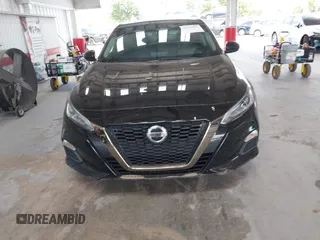 2019 Nissan Altima SR with VIN 1N4BL4CV4KC100348, listed as a IAAI auction lot 42116372 with 178,495 mi miles and . Bid and sale history available at carsss.com. Image 11.