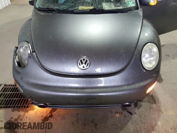 2003 Volkswagen New Beetle Coupe GLX with VIN 3VWDD21C53M439767, listed as a Copart auction lot 82036054 with 108,326 mi miles and Salvage Title. Bid and sale history available at carsss.com. Image 12.